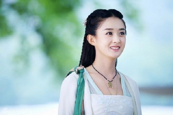 Dù là kiểu tóc nào, Triệu Lệ Dĩnh vẫn xinh đẹp và thu hút đến kỳ lạ!