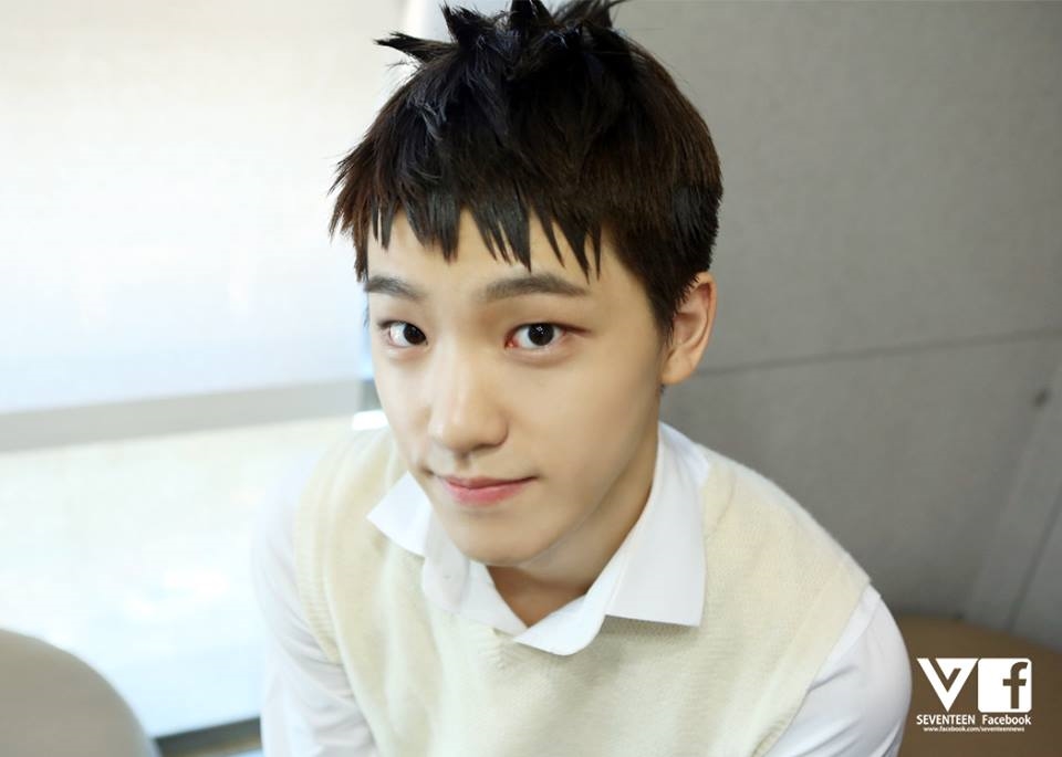 Cuộc lột xác trở thành các nam nữ thần quyến rũ của 14 gương mặt Kpop