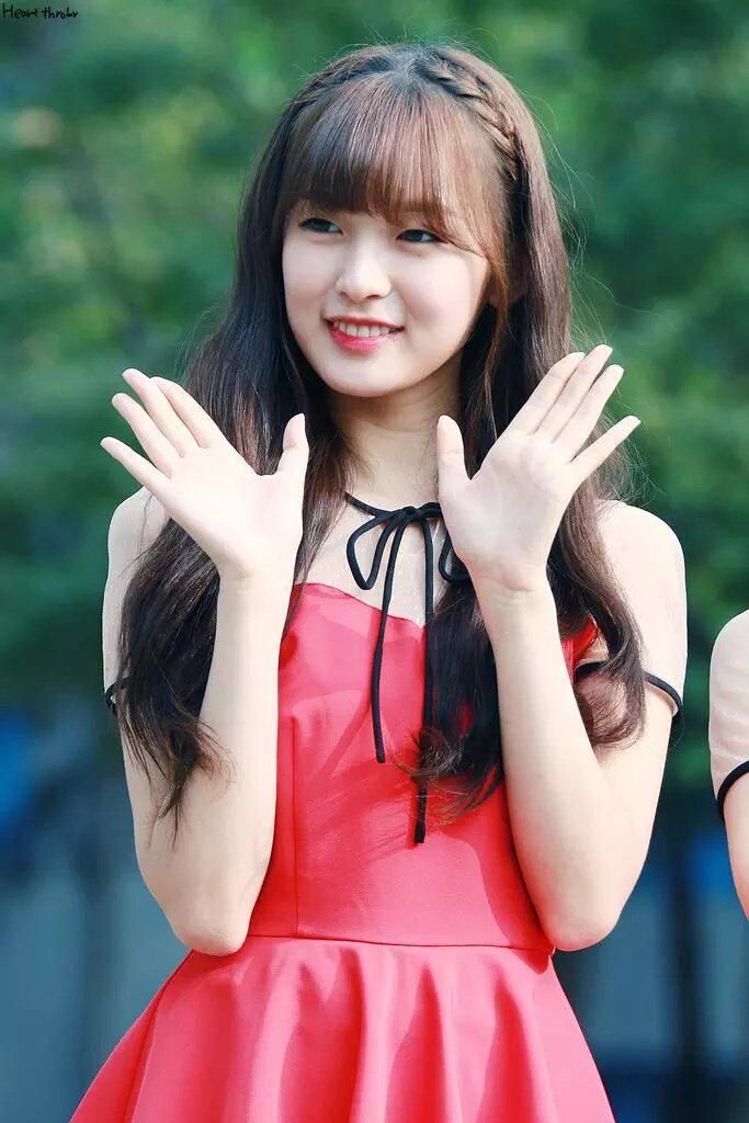 Cuộc lột xác trở thành các nam nữ thần quyến rũ của 14 gương mặt Kpop