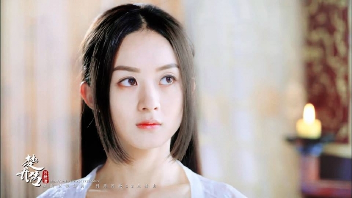 Dù là kiểu tóc nào, Triệu Lệ Dĩnh vẫn xinh đẹp và thu hút đến kỳ lạ!