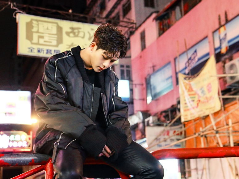 Cuộc lột xác trở thành các nam nữ thần quyến rũ của 14 gương mặt Kpop
