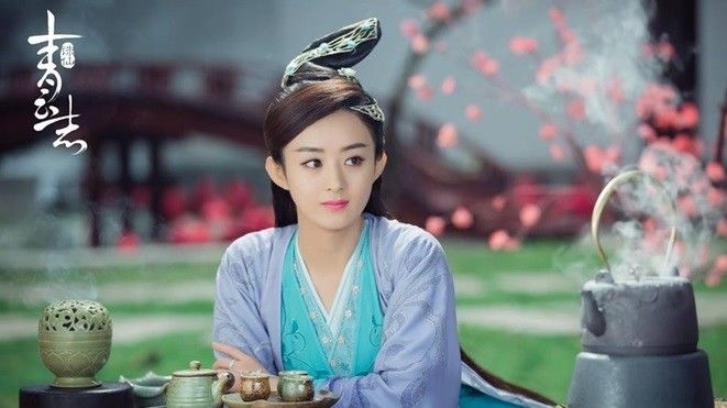Dù là kiểu tóc nào, Triệu Lệ Dĩnh vẫn xinh đẹp và thu hút đến kỳ lạ!