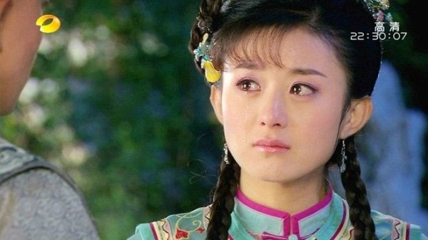 Dù là kiểu tóc nào, Triệu Lệ Dĩnh vẫn xinh đẹp và thu hút đến kỳ lạ!