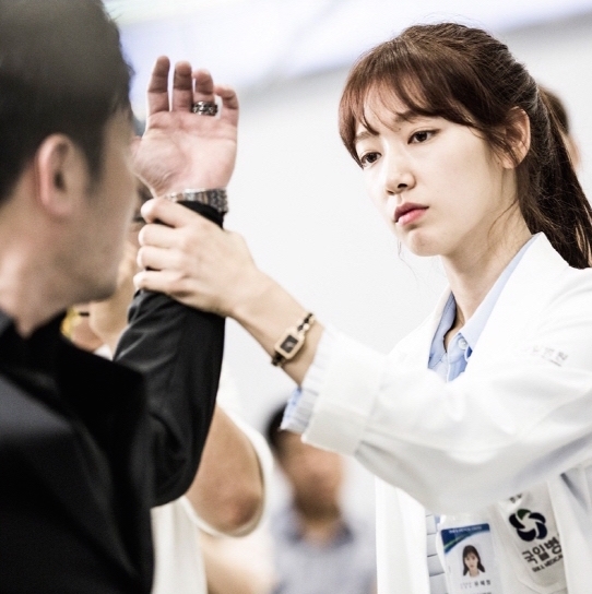 Những điều bất thường của nữ chính phim Hàn khiến khán giả “cạn lời”