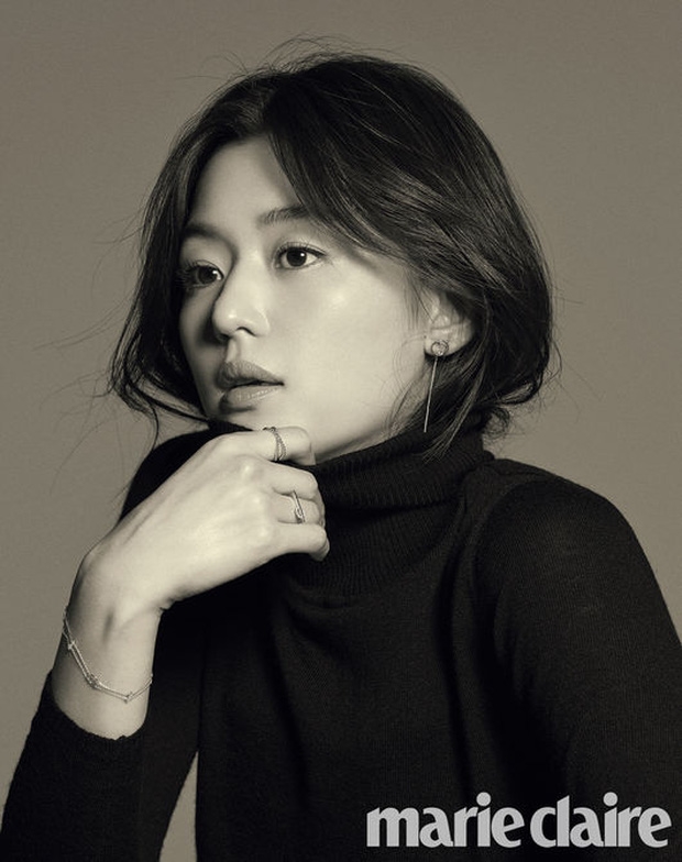 'Mợ chảnh' Jun Ji Hyun gây sốt với bức ảnh selfie khi đang mang bầu