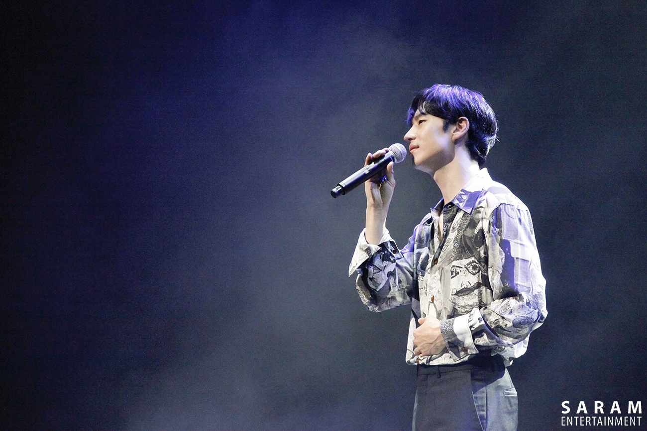 Lee Je Hoon tổ chức fanmeeting kỷ niệm 10 năm vào nghề