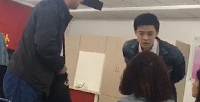 Dĩnh Nhi và Phó Tân Bác đi đăng ký kết hôn sau tin đồn mang thai