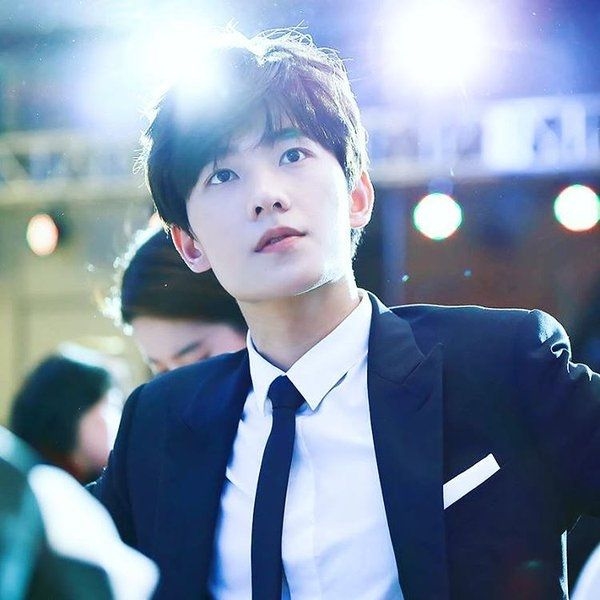 5 mỹ nam Hoa ngữ “hoàn hảo” khiến fan cứ mong mỏi anh đừng thuộc về ai