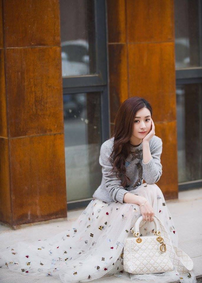 Bị chỉ trích nhiều nhưng những ngôi sao này vẫn thăng tiến không ngừng