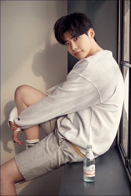Lee Jong Suk tự tin phim mới sẽ tiếp tục thành công