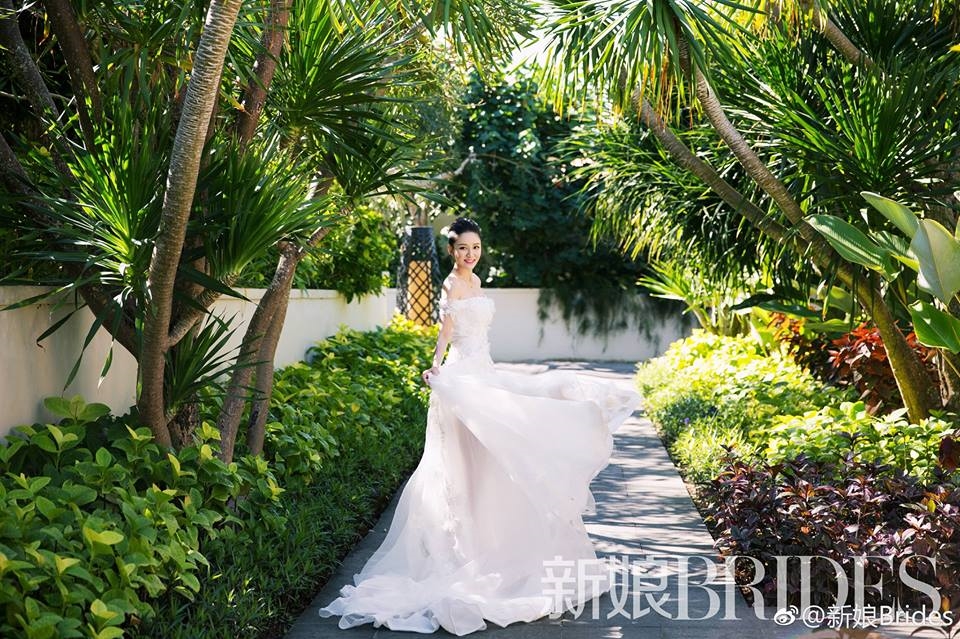 Trần Kiều Ân cứ không chịu kết hôn và chỉ thích làm phù dâu.