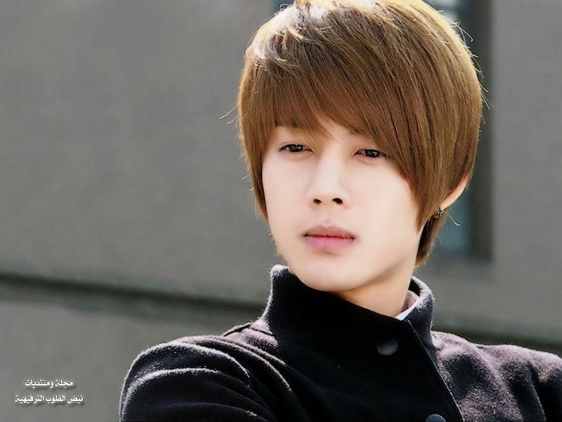 Những nam thần Kpop được khuyên không nên đóng phim