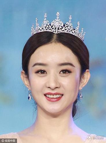 Ngẩn ngơ những lần mỹ nhân Hoa ngữ đội vương miện thành công chúa