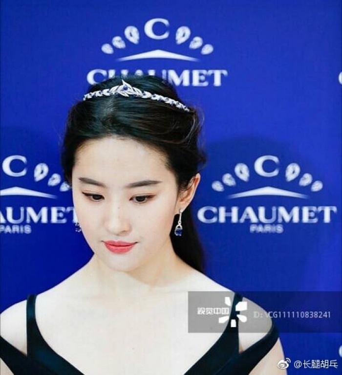 Những mỹ nhân Hoa ngữ vẫn 'đẹp không góc chết' dù bị 'soi' cận mặt