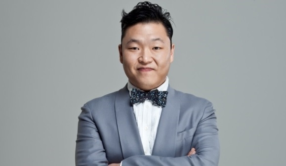 Sau thành công từ cú hit để đời - Gangnam Style, cái tên Psy đã thực sự bùng nổ khắp châu Á, bất chấp ngoại hình "xấu lạ" của anh chàng.