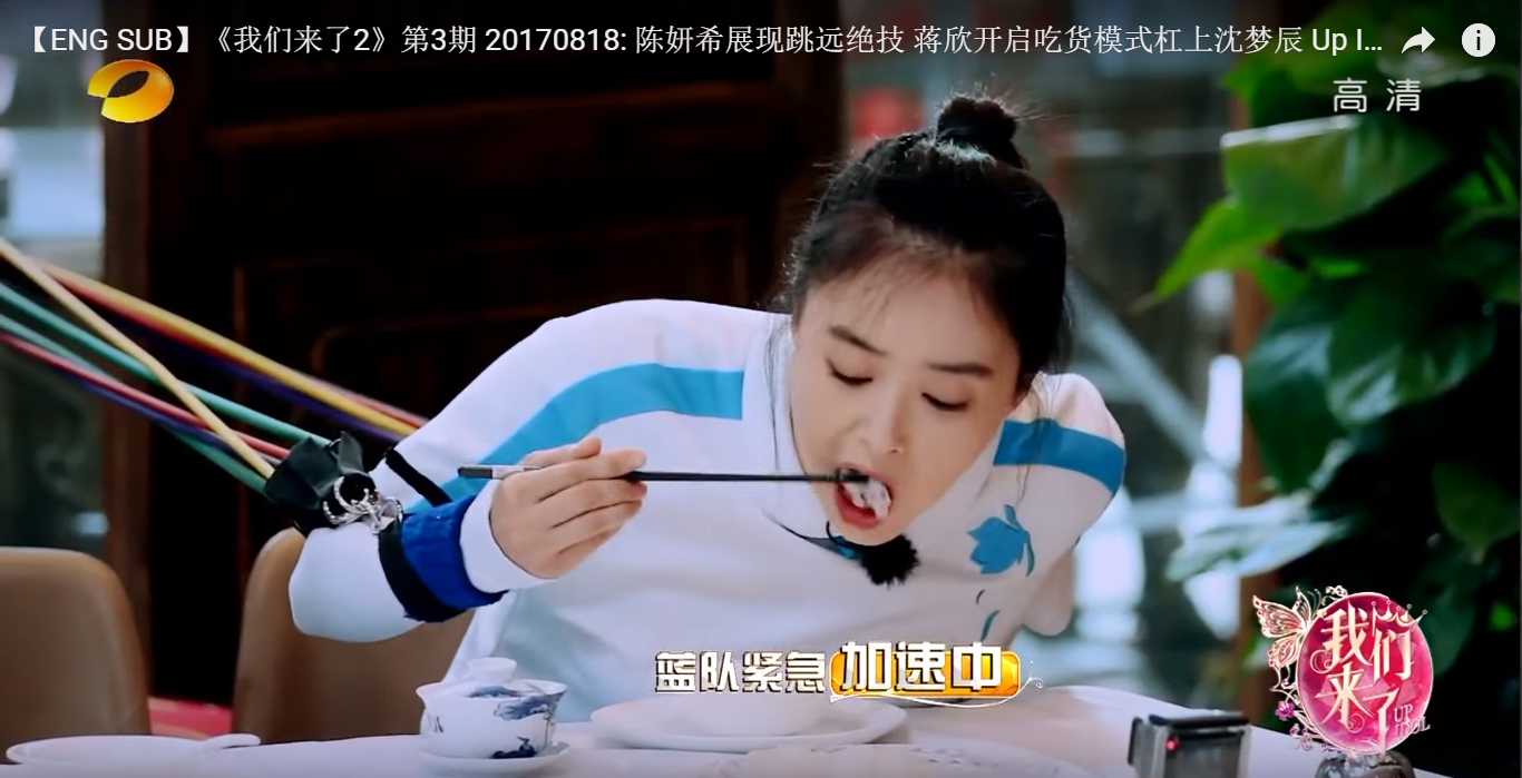 Mỹ nhân Hoa ngữ đẹp thì đẹp chứ ăn thì vẫn 'bất chấp hình tượng'