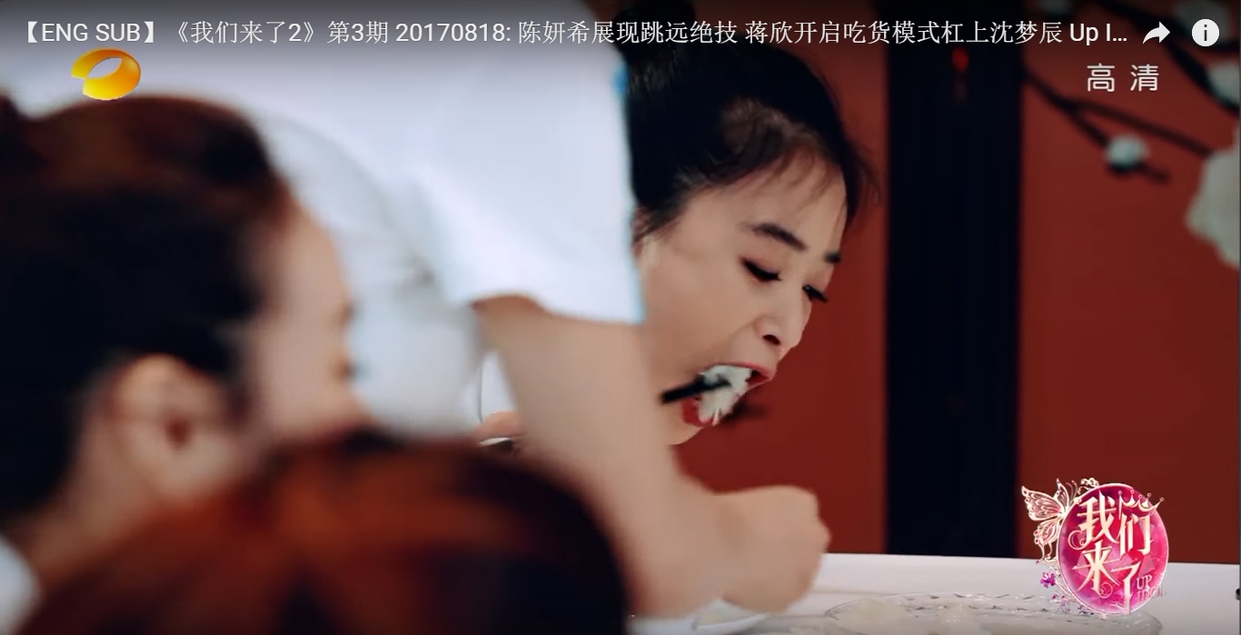 Mỹ nhân Hoa ngữ đẹp thì đẹp chứ ăn thì vẫn 'bất chấp hình tượng'