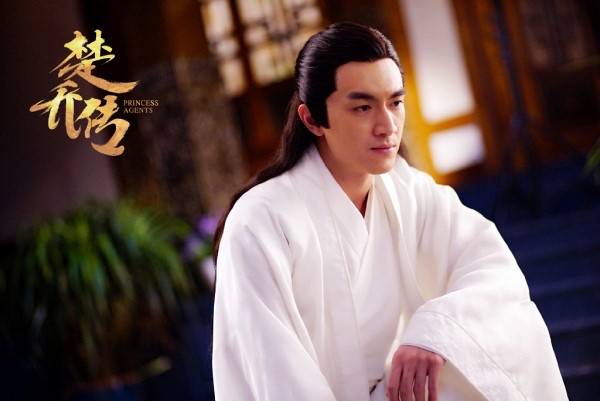 Vỡ mộng với loạt ảnh so sánh trên phim và ngoài hậu trường phim