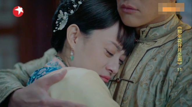 Họ ôm nhau làm hòa và chúng minh tình cảm dành cho nhau.