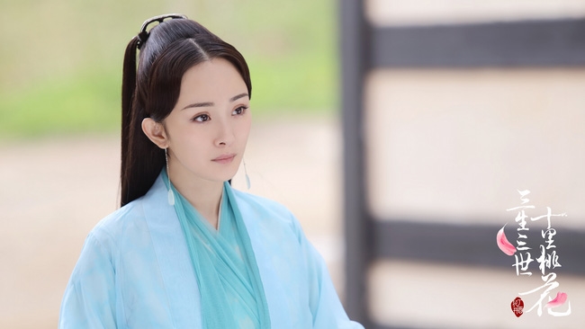 Vỡ mộng với loạt ảnh so sánh trên phim và ngoài hậu trường phim