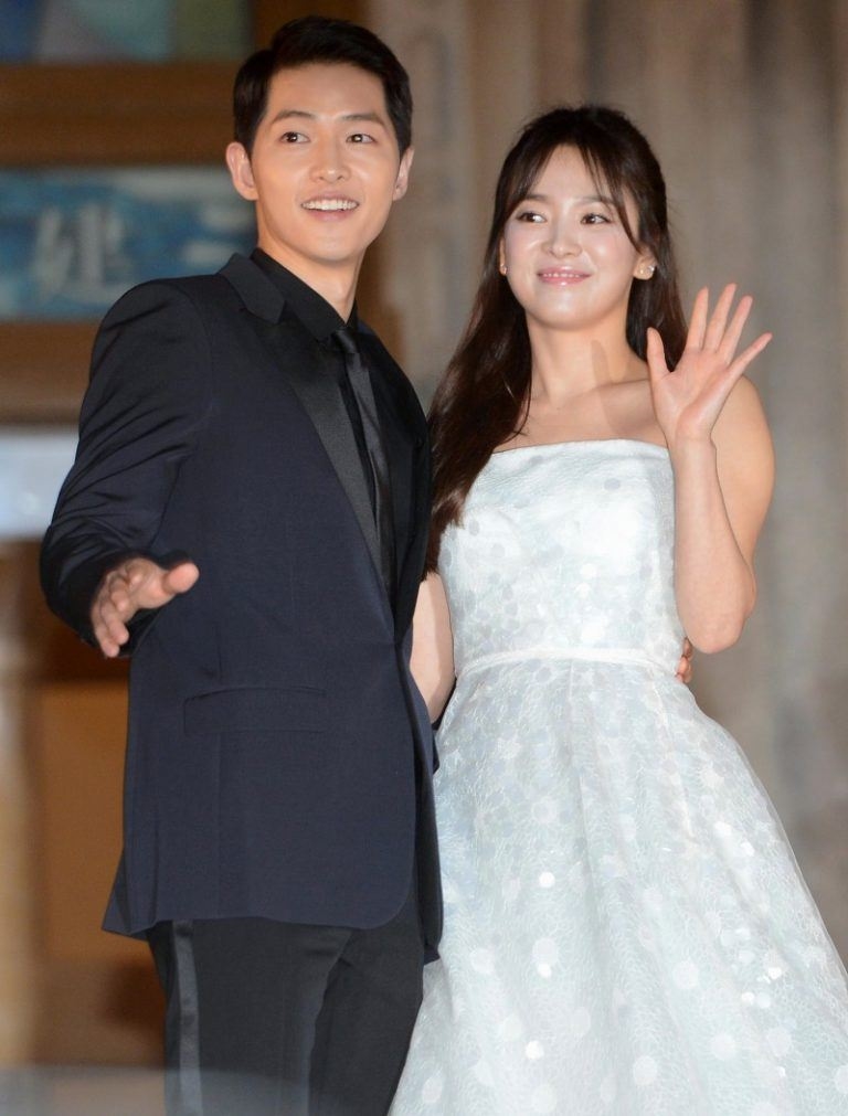 Song-Song Couple đã âm thầm lên đường đi chụp ảnh cưới