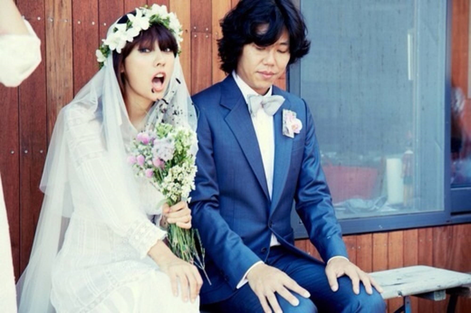 Song-Song Couple đã âm thầm lên đường đi chụp ảnh cưới