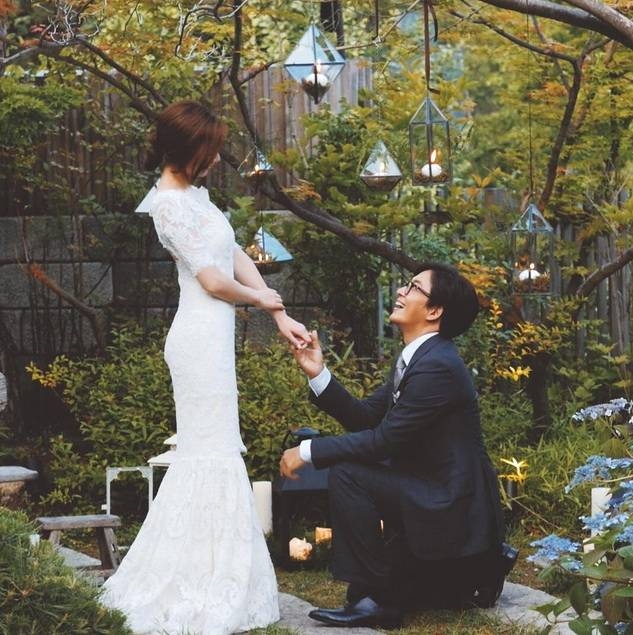 Song-Song Couple đã âm thầm lên đường đi chụp ảnh cưới