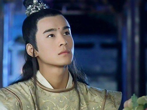 Dân mạng tranh cãi gay gắt vì kết quả bình chọn 4 mỹ nam cổ trang mới