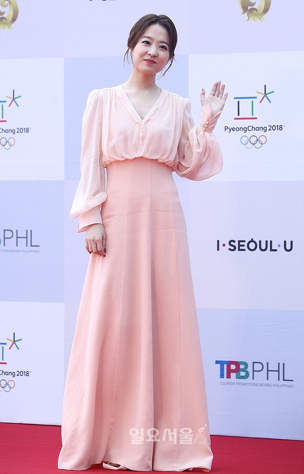 Park Bo Gum nhận giải thưởng lớn tại 'Seoul Drama Award 2017'
