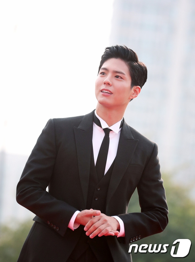 Khoảnh khắc Park Bo Gum được xướng tên, Park Bo Young tưởng bở là mình