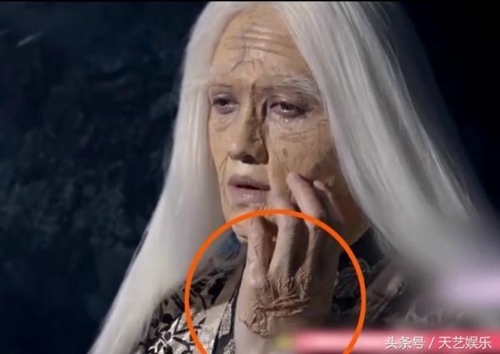 Lại chuyện nhặt sạn 'ngớ ngẩn' trong phim cổ trang, nhặt mãi không hết