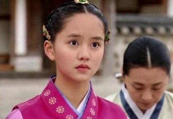 Bạn có biết hết thế hệ Em gái quốc dân tài sắc vẹn toàn của Hàn Quốc?