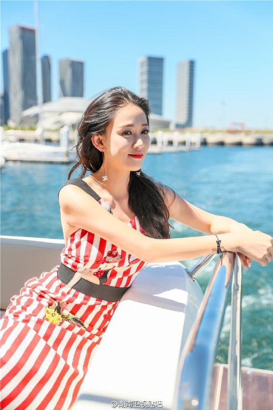 Fan vui mừng khôn xiết vì Trần Kiều Ân tuyên bố 'thoát kiếp dâu phụ'