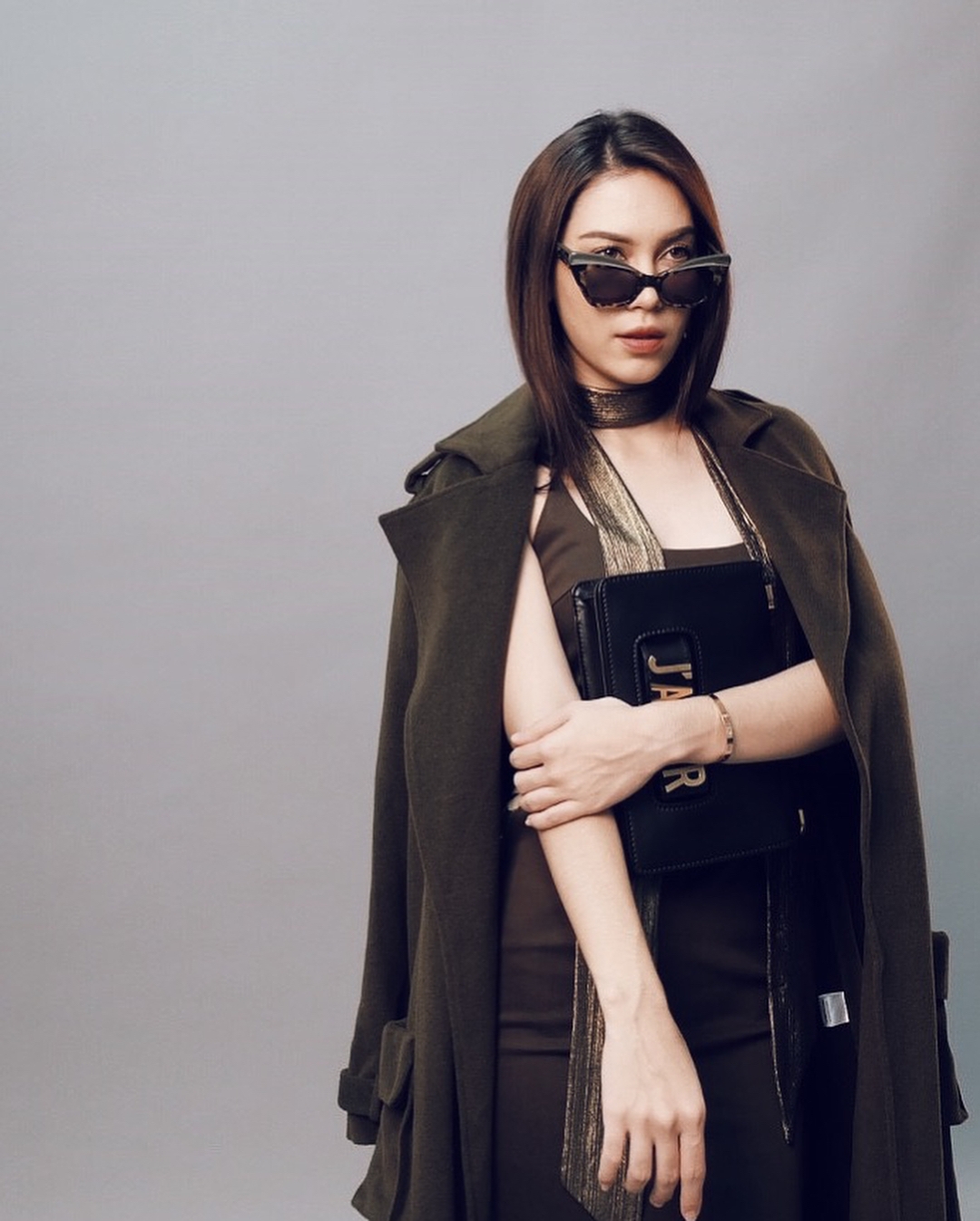 Vì Sao Đưa Anh Tới bản Thái lộ diện tạo hình 'mợ chảnh - cụ giáo'