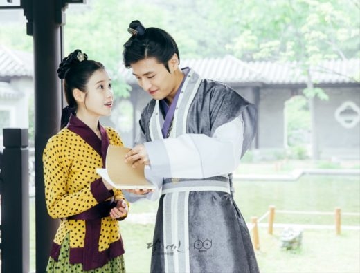 Kang Ha Neul chính thức lên tiếng về tin đồn hẹn hò với IU