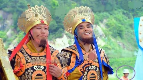 Những 'kẻ thứ 3' ở nơi 'không phận sự miễn vào' của phim Hoa ngữ