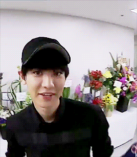 Những idol nữ quá tăng động đến nỗi fan không dám nhận mặt người quen