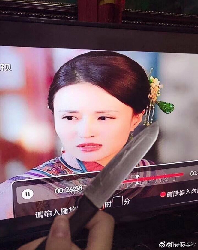 Những hình ảnh này đã được Vạn Mỹ Tịch đăng tải lên trang cá nhân.