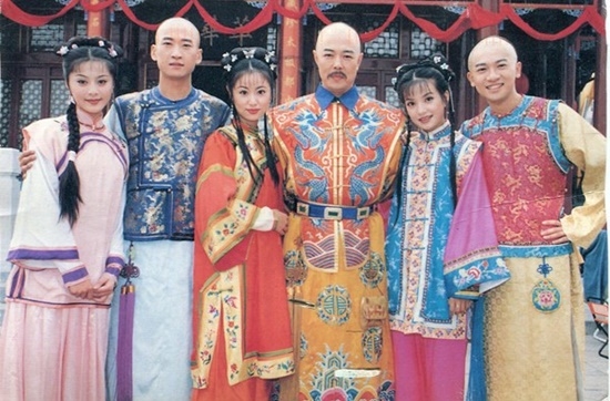 Hoàn Châu Cách Cách: Sự thật không tốt đẹp được phanh phui sau 20 năm?