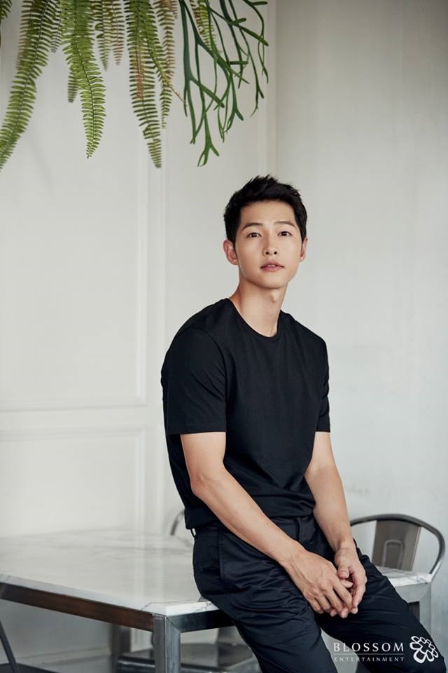 Song Joong Ki từ chối phim mới vì quay sát ngày cưới