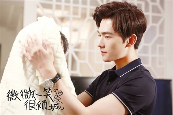 Fan 'lục lọi' ảnh xưa của Dương Dương: Bạn nhận ra cậu ấy trong ảnh?