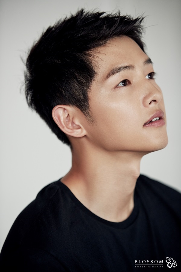 Song Joong Ki từ chối phim mới vì quay sát ngày cưới