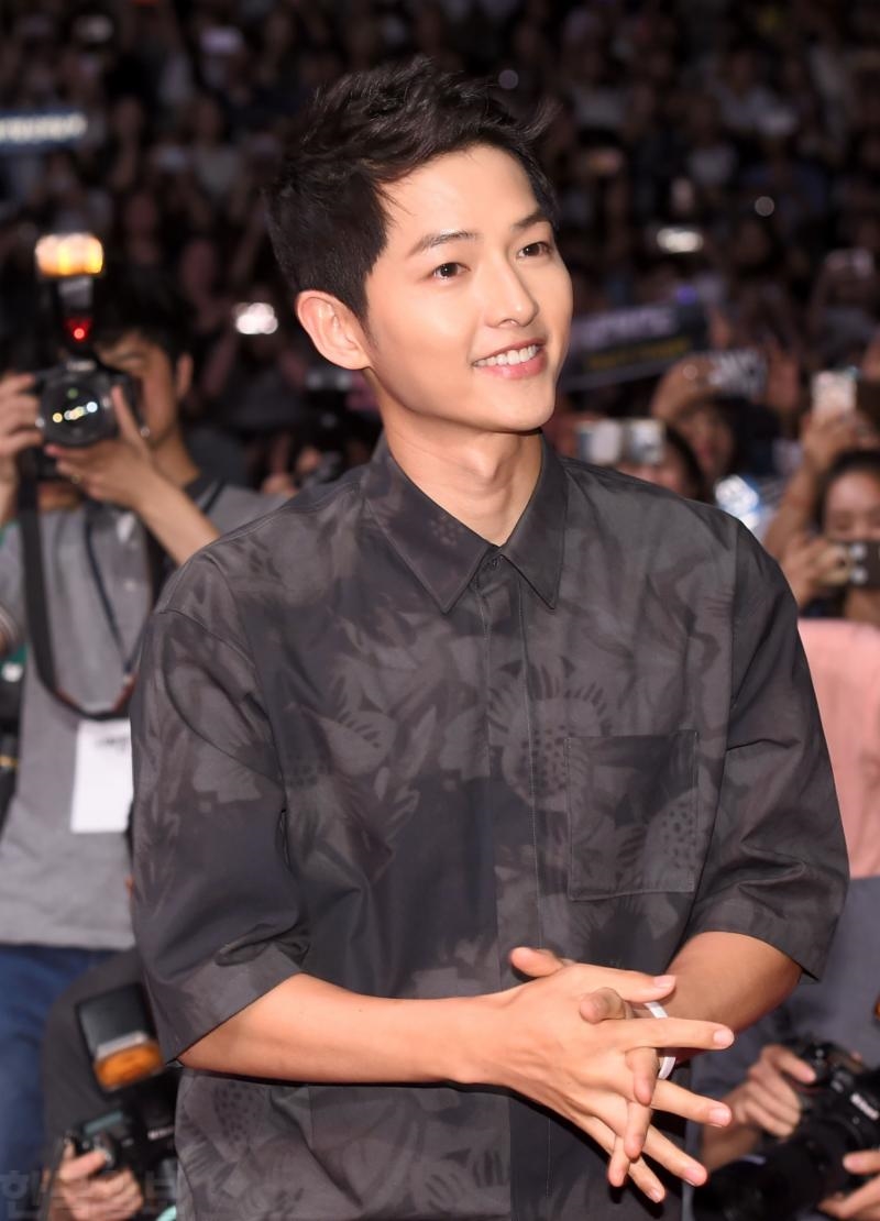Song Joong Ki từ chối phim mới vì quay sát ngày cưới