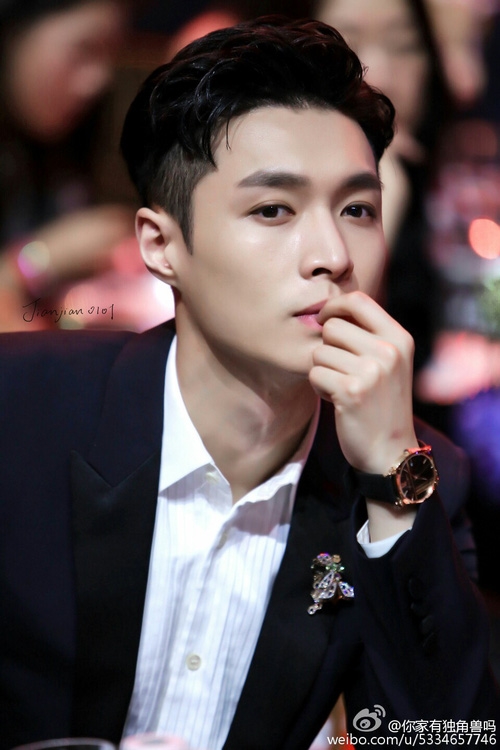 Lay đã vắngmặt tại nhiều sự kiện của EXO thời gian gần đây.
