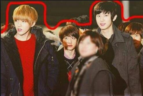 Những lần bị 'dìm hàng' chiều cao 'vừa tội, vừa thương' của D.O (EXO)