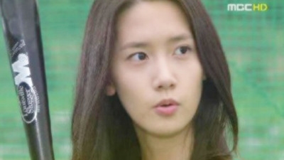 Ảnh debut bị 'đào mộ' của Yoona khiến dân mạng ngỡ ngàng vì quá đẹp