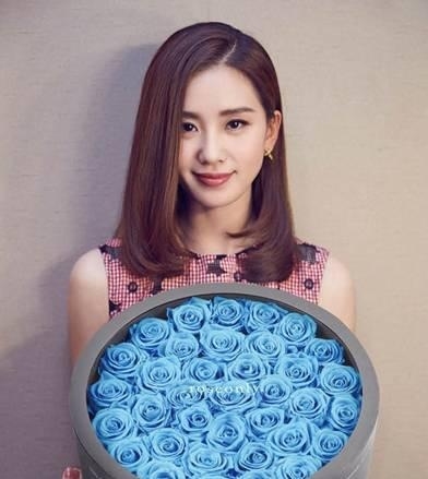 Fan lục lọi ảnh cũ và 'sửng sốt' nét đẹp dịu dàng từ xưa của Thi Thi