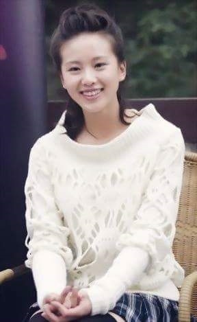 Fan lục lọi ảnh cũ và 'sửng sốt' nét đẹp dịu dàng từ xưa của Thi Thi