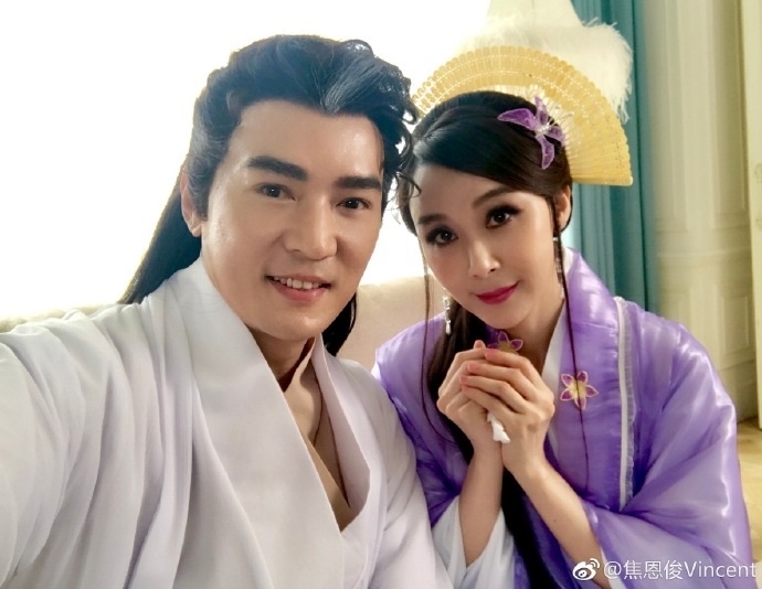'Lý Tầm Hoan' Tiêu Ân Tuấn tái ngộ 'Lâm Thi Âm' Tiêu Tường sau 18 năm