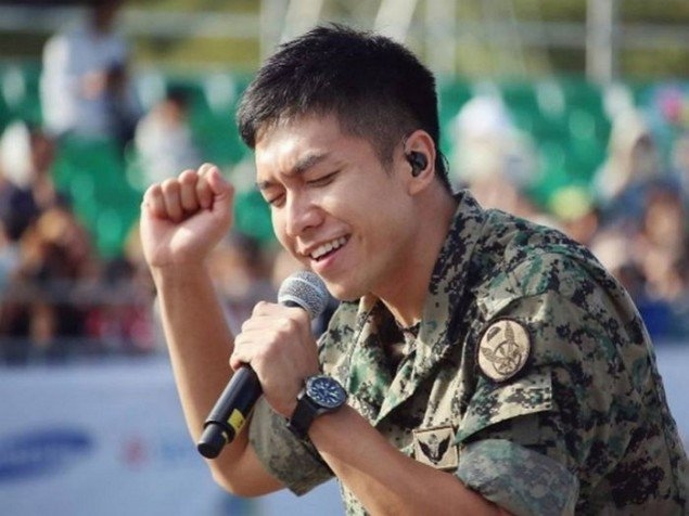 Fan rần rần khi thấy vài hình ảnh của Lee Seung Gi trong quân ngũ